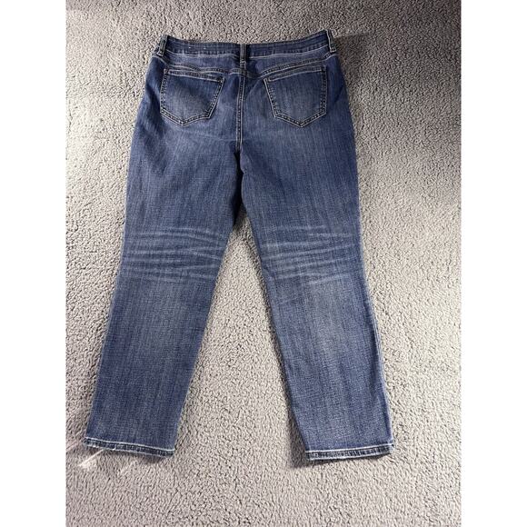 Chicos So Slimming Girlfriend Slim Leg Crop Jeans Womens US 12 Blue Denim Pants - Picture 2 of 9